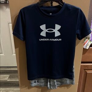 Under Armour Kids matching set Navy Blue Tee with Gray Logo & matching shorts
